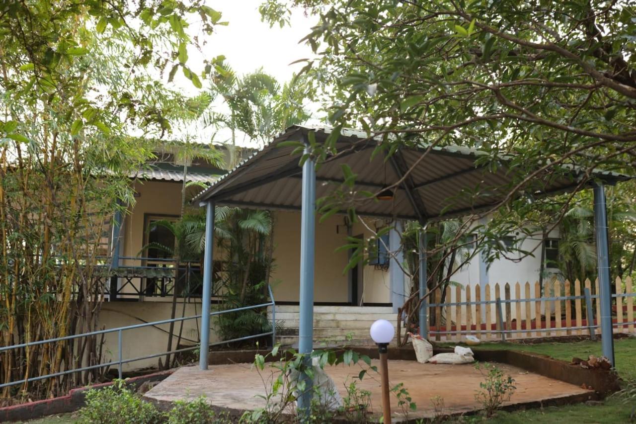 Nisarg Farm Mulshi住宿加早餐旅馆 外观 照片